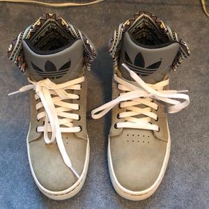 Adidas Retro Sneakers